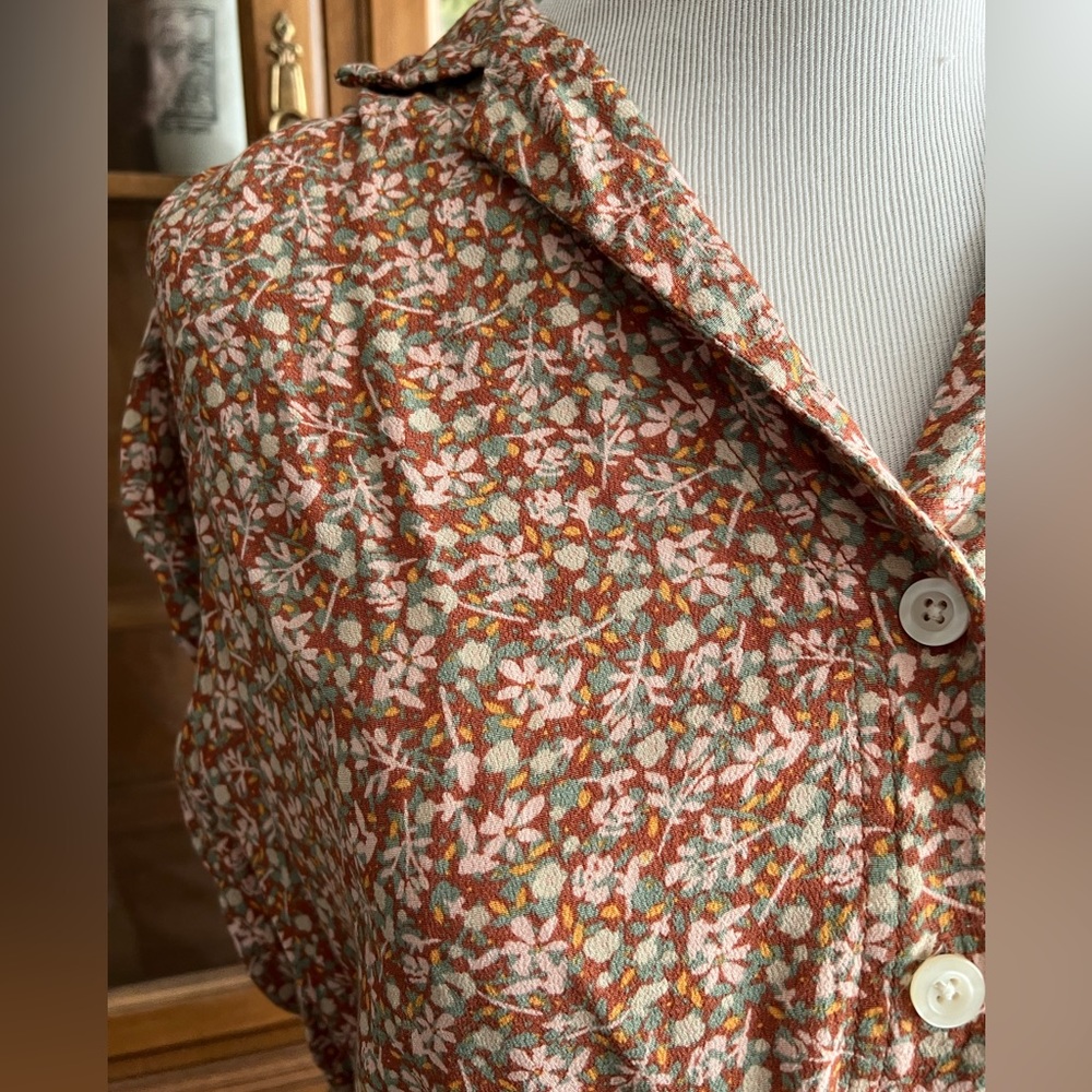 COPY - Cropped Boho Button Down Floral Blouse